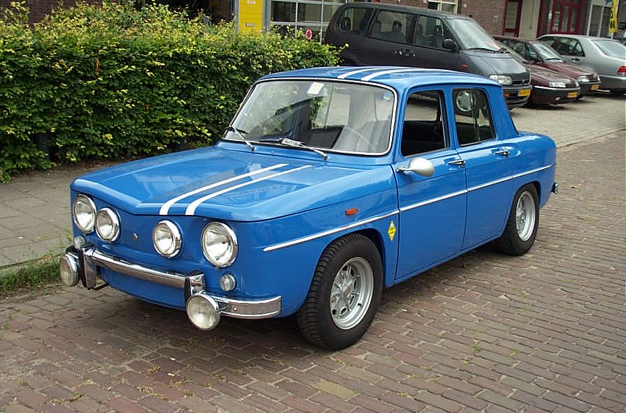 Renault R8