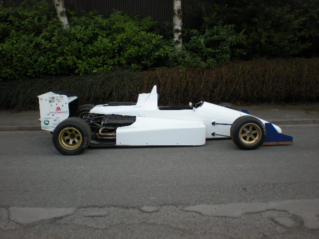 Reynard F 3000