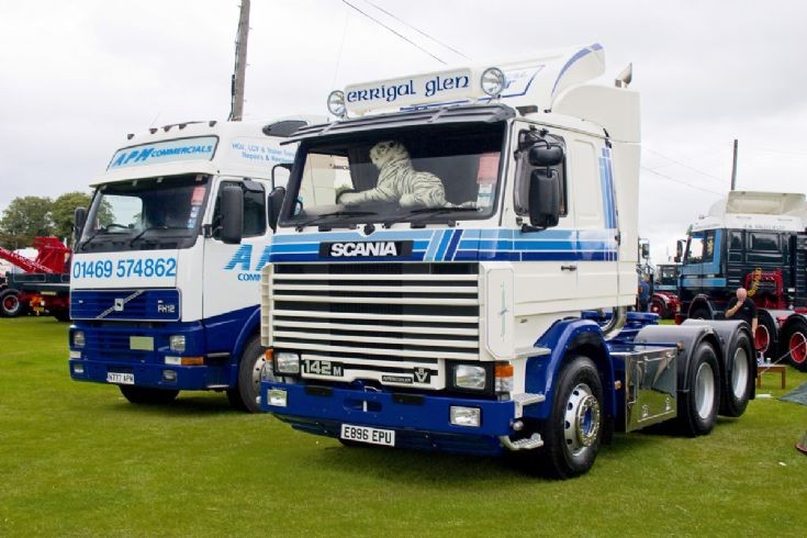 Scania 142