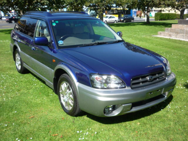 Subaru Legacy Landcaster 6
