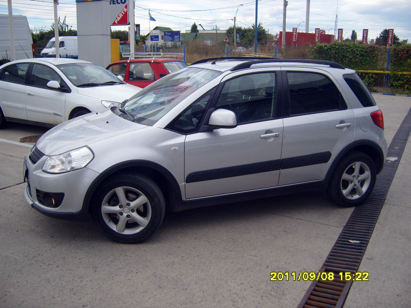 Suzuki SX4 16 GS 4WD