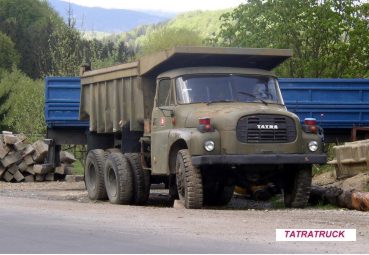 Tatra 148