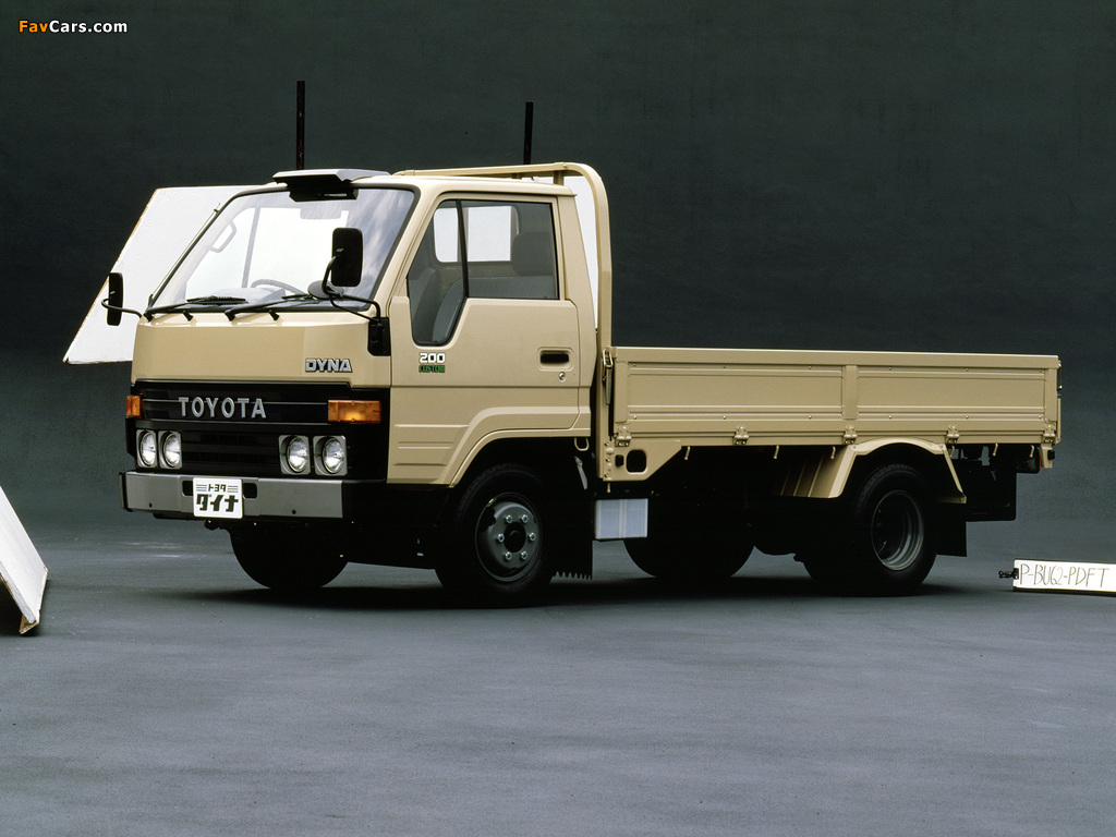 Toyota Dyna 200 Crew Cab