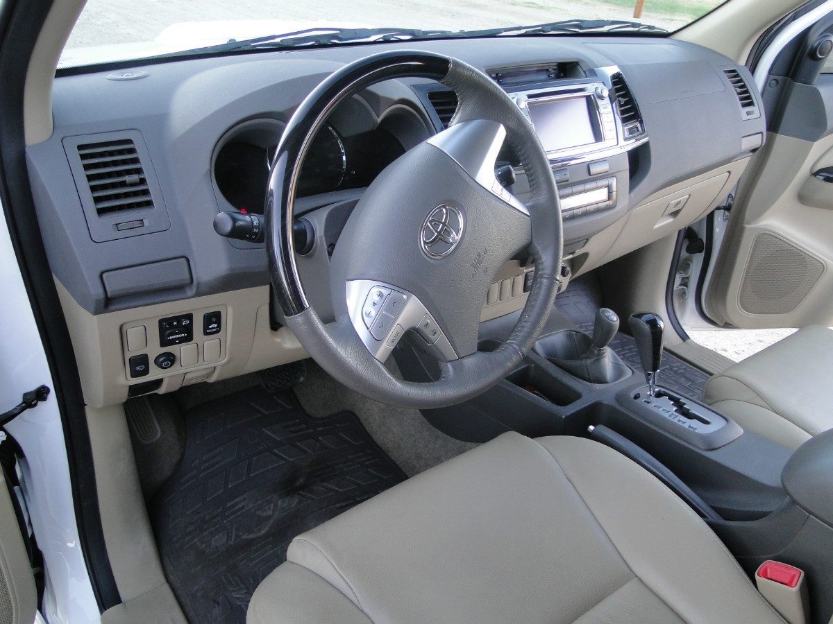 Toyota Hilux SW4 SRV