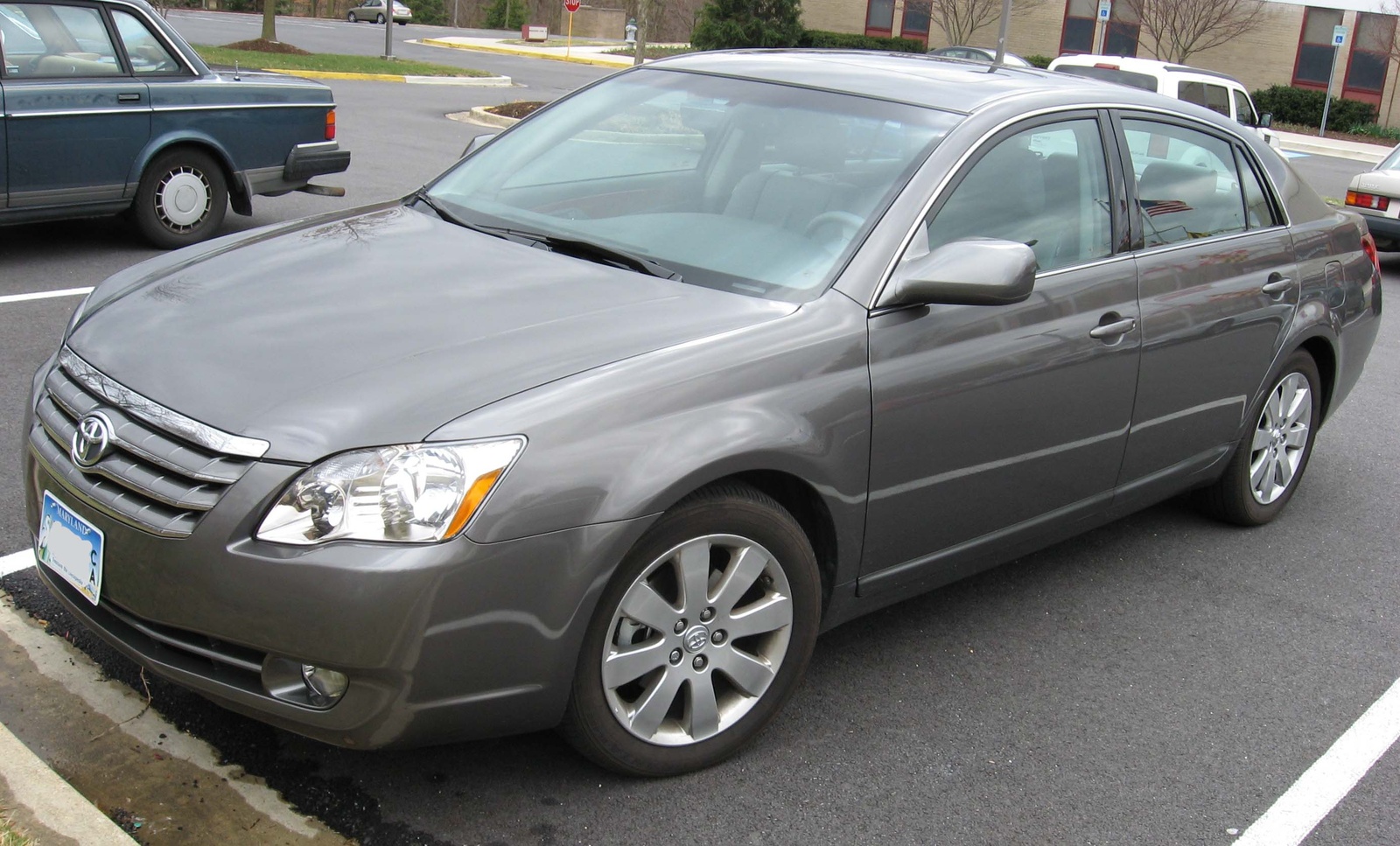 Toyota Avalon XL