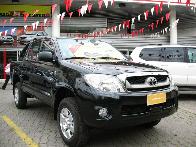 Toyota Hilux 25 D-4D Hardwork Crew Cab