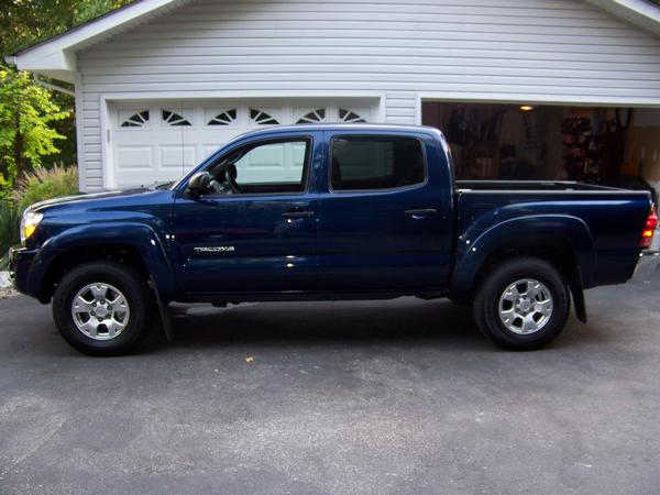 Toyota Tacoma crew cab