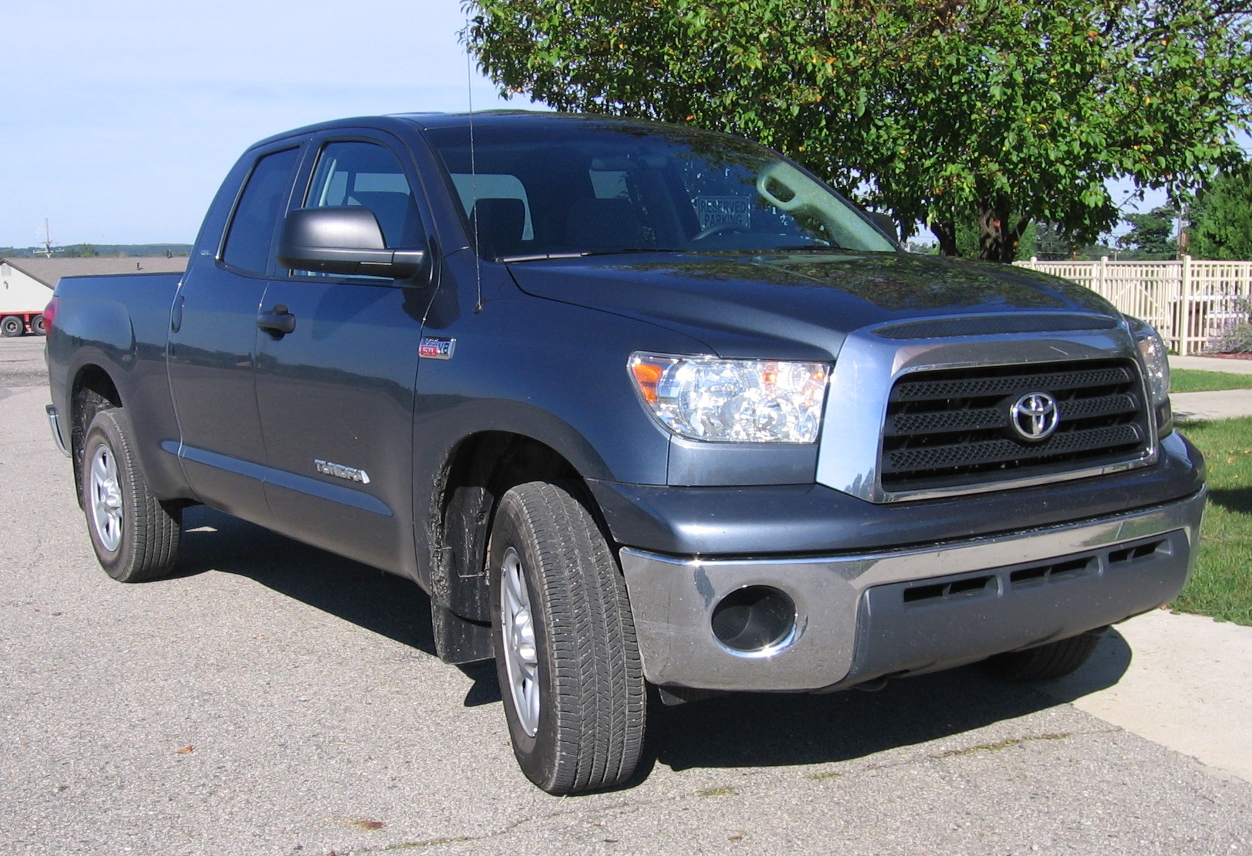 Toyota Tundra V8