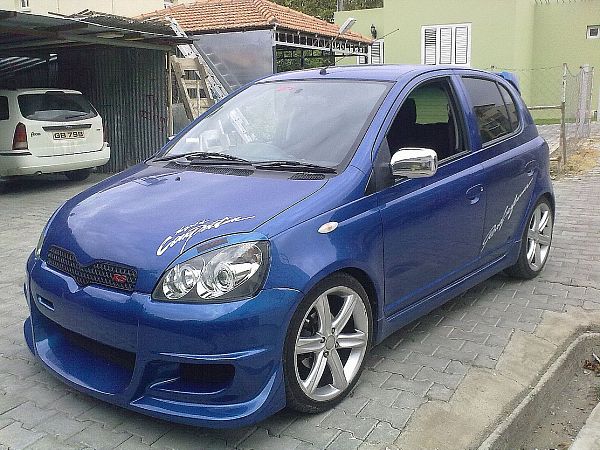 Toyota Vitz RS