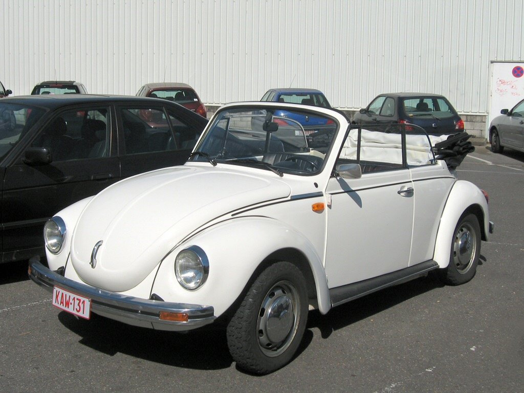 Volkswagen Beetle 1303 Cabrio