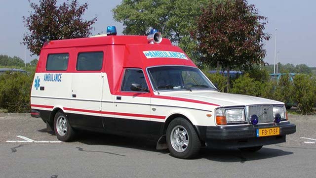 Volvo 265 Ambulance