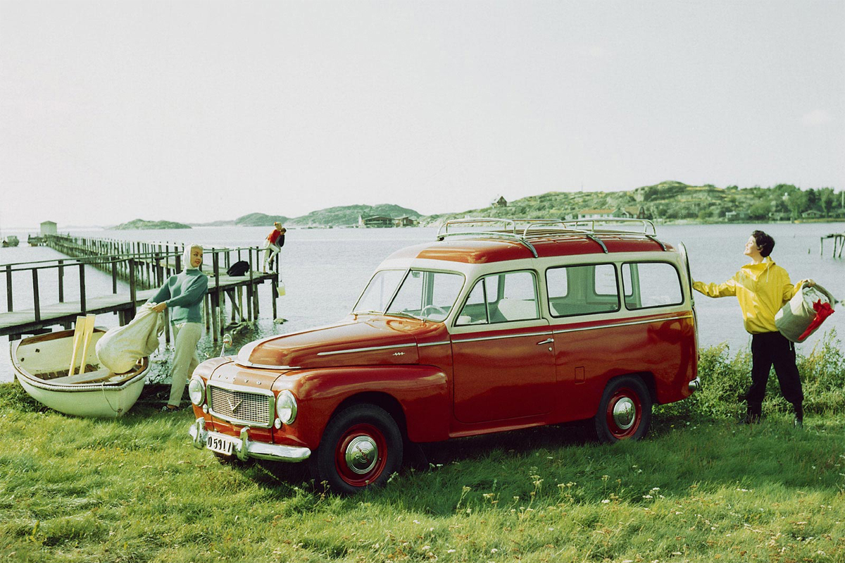 Volvo PV445 wagon