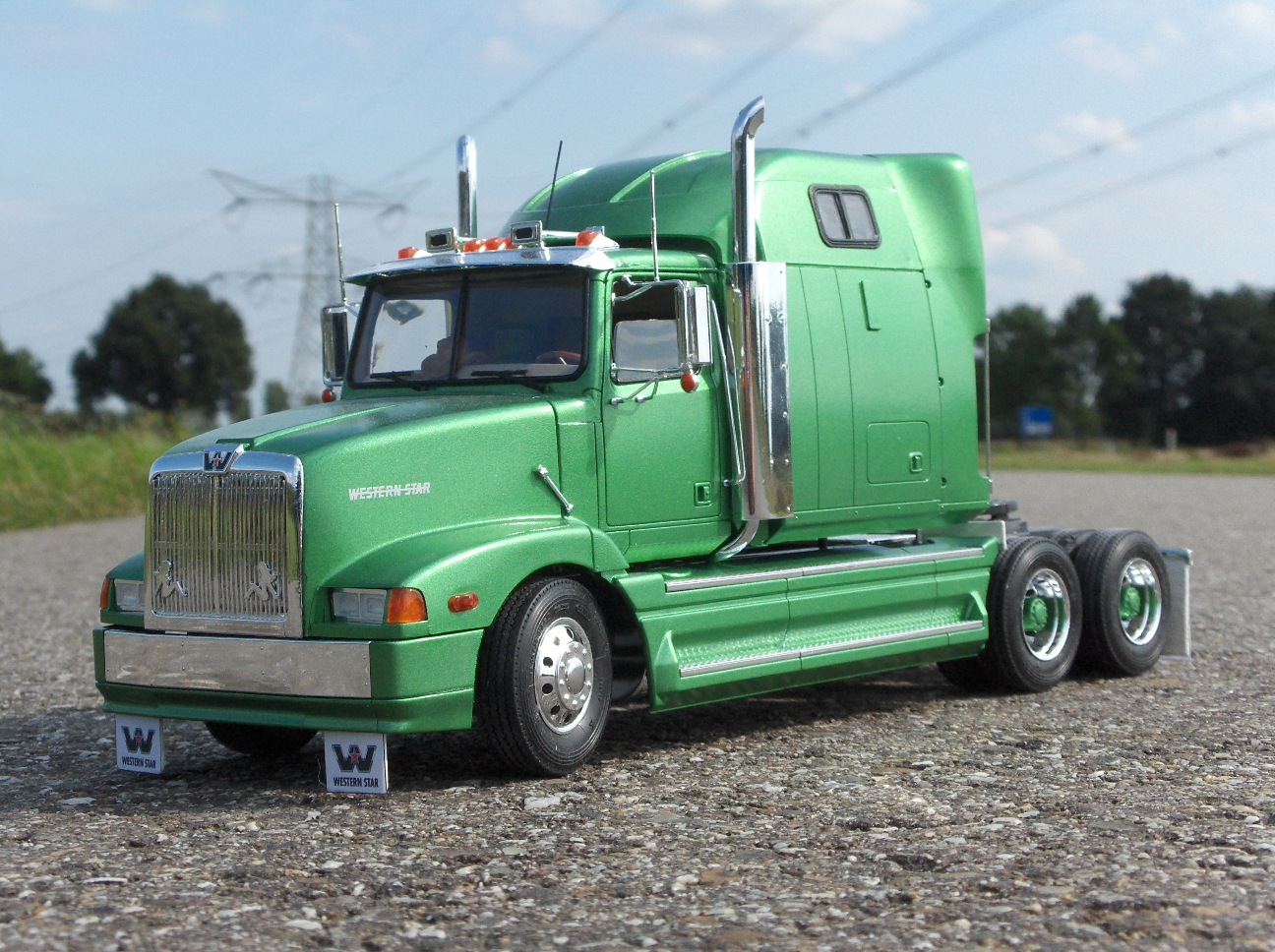 Western Star 5964 - specs, photos, videos and more on TopWorldAuto