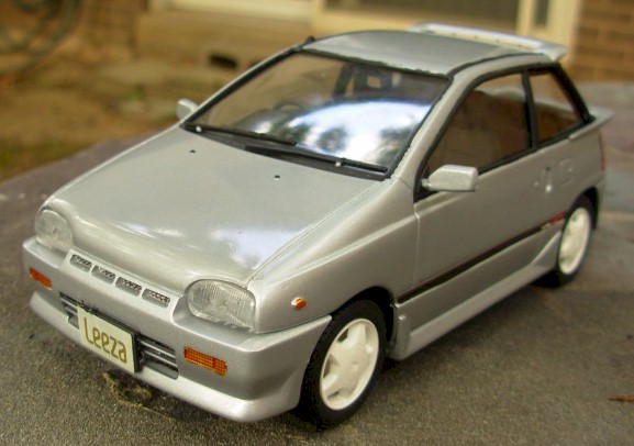 Daihatsu Leeza