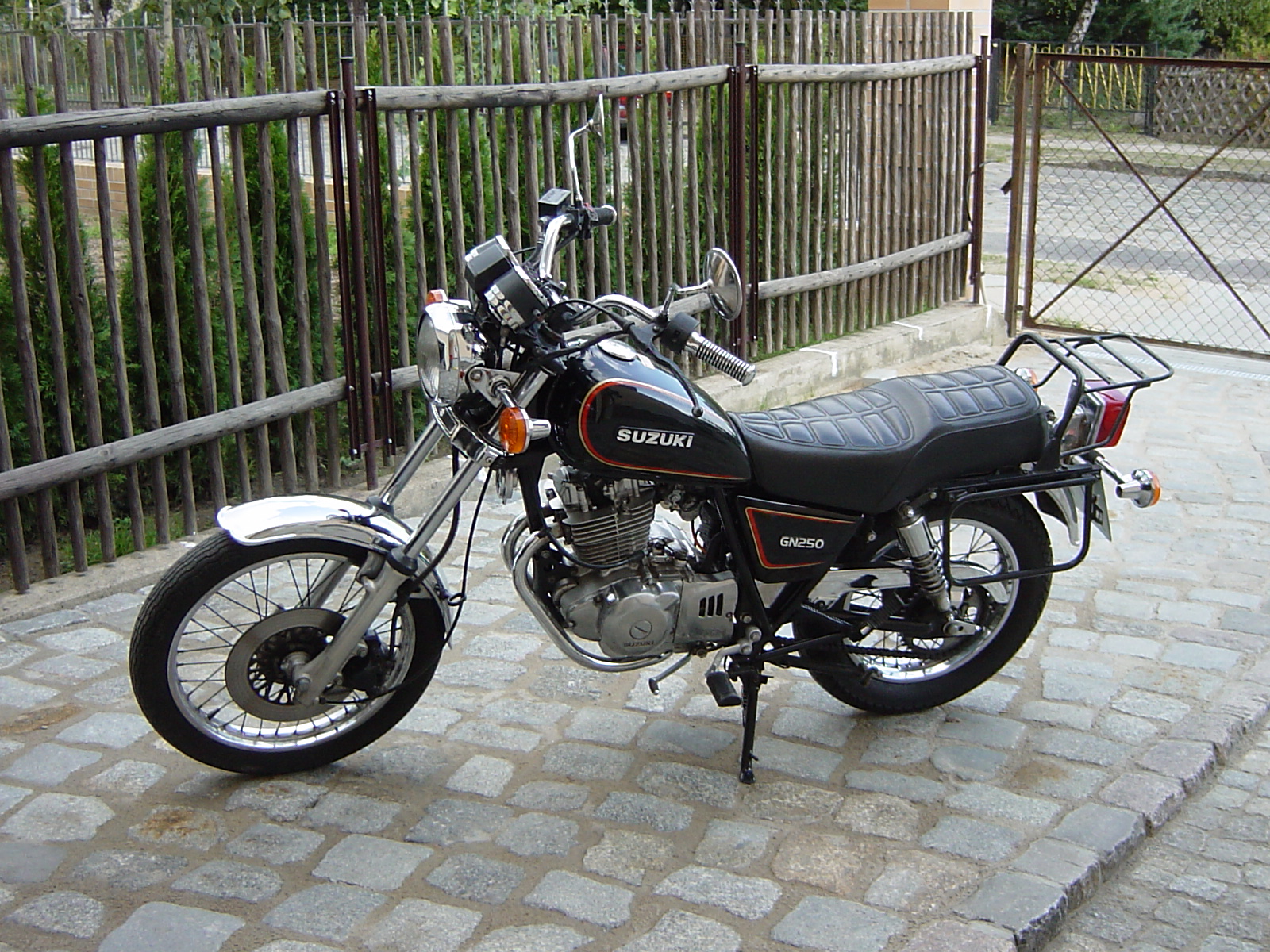 Suzuki 250