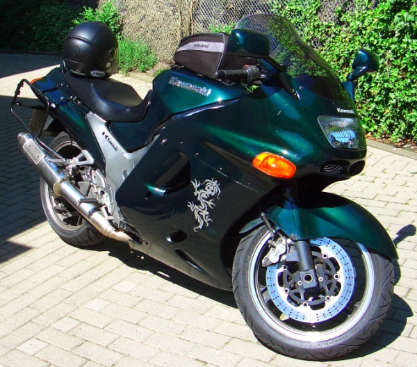 Kawasaki zzr600