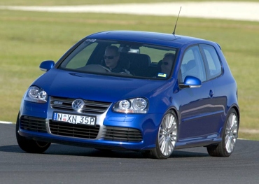 Volkswagen r32