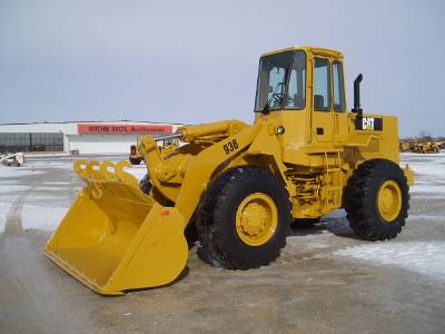 Caterpillar 936