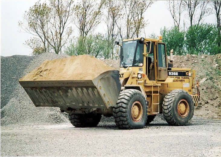 Caterpillar 936