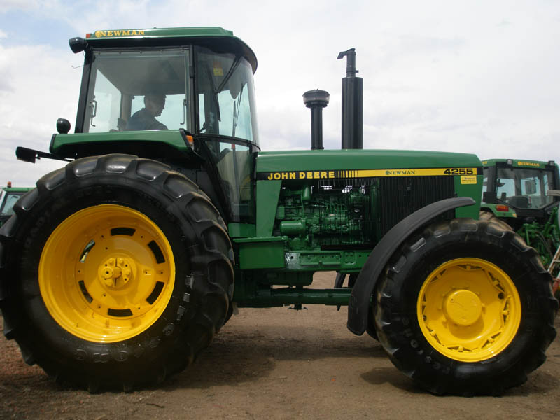 John deere 4255