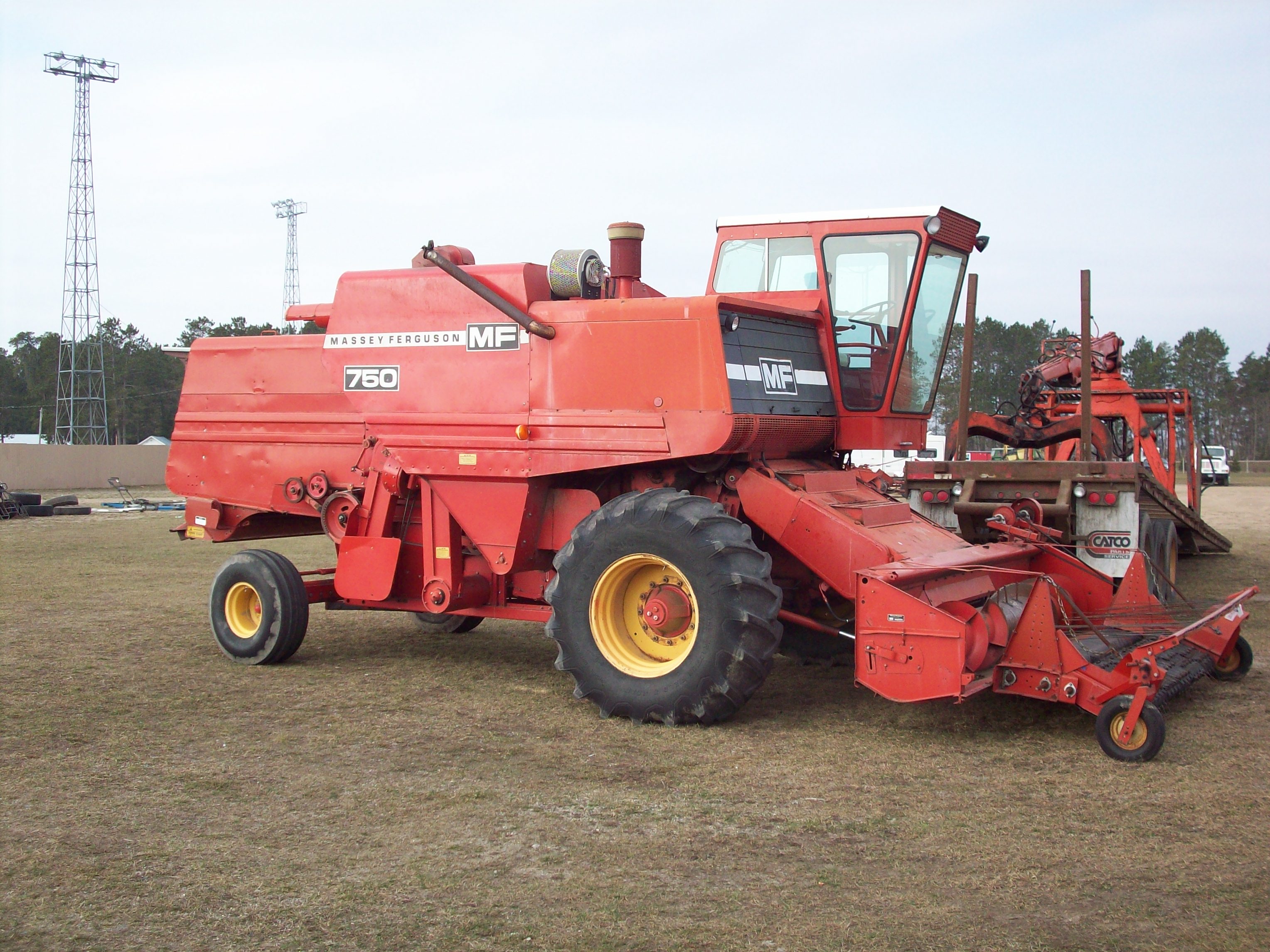 Massey ferguson 750