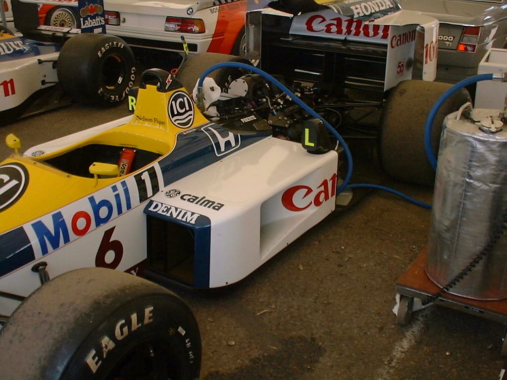 Williams fw11