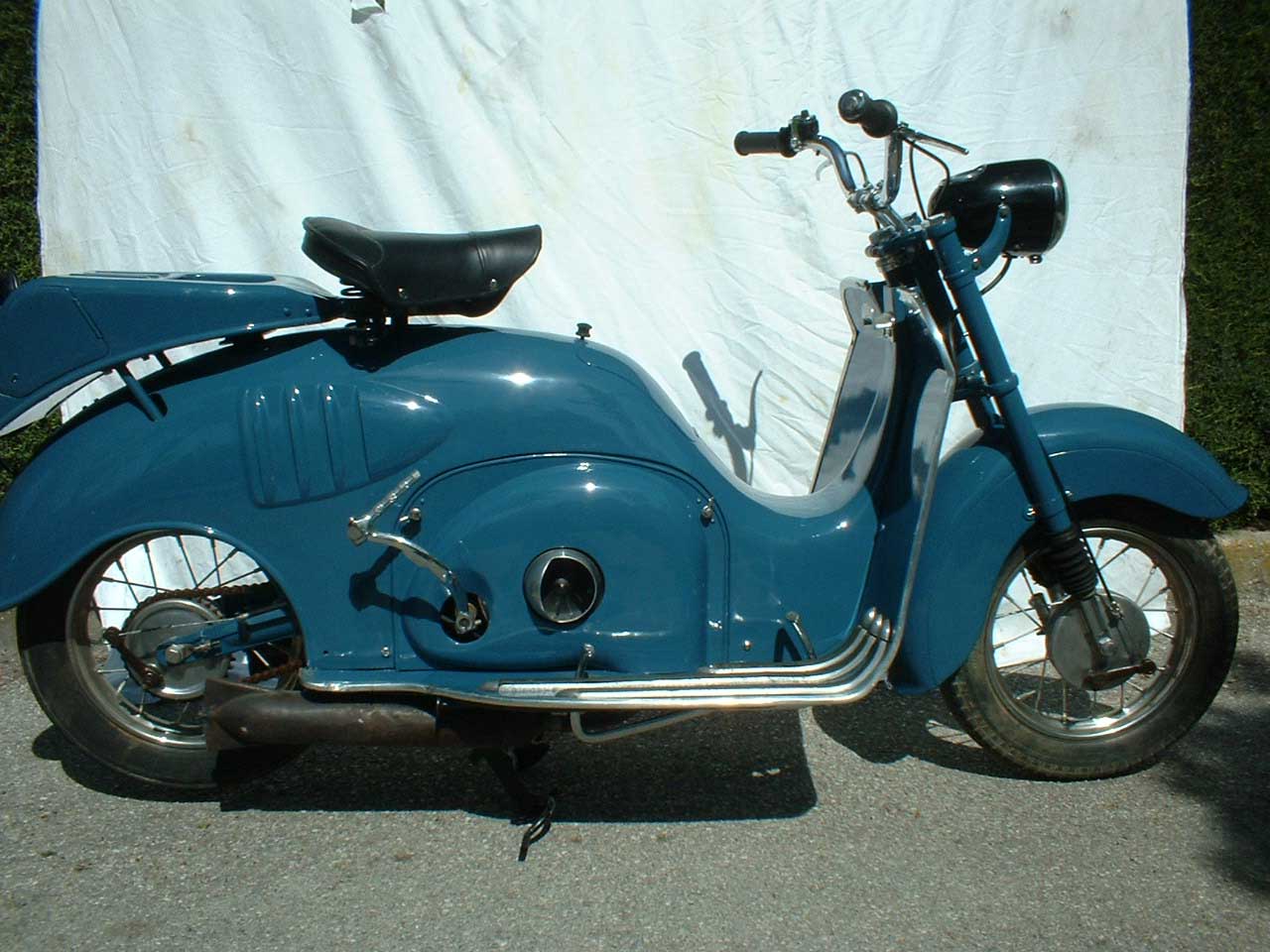Iso scooter