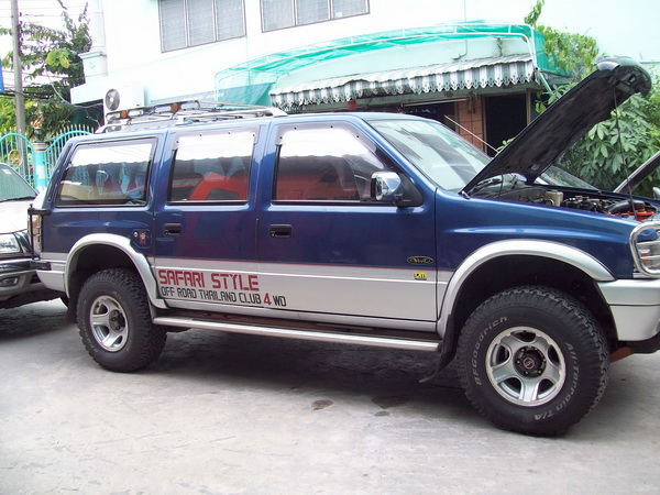 Isuzu adventure