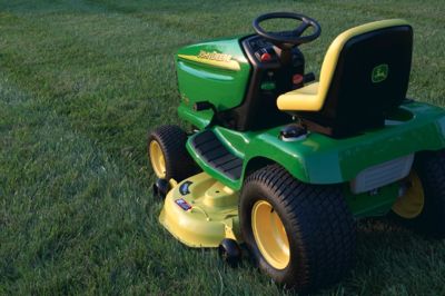 John deere lt