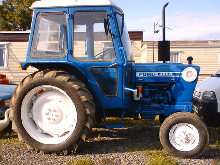 Ford 4600