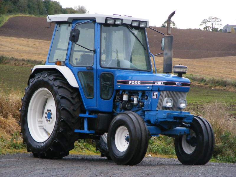 Ford 7810