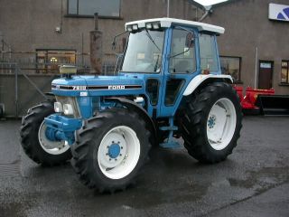 Ford 7810