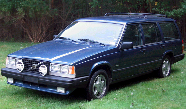 Volvo 745