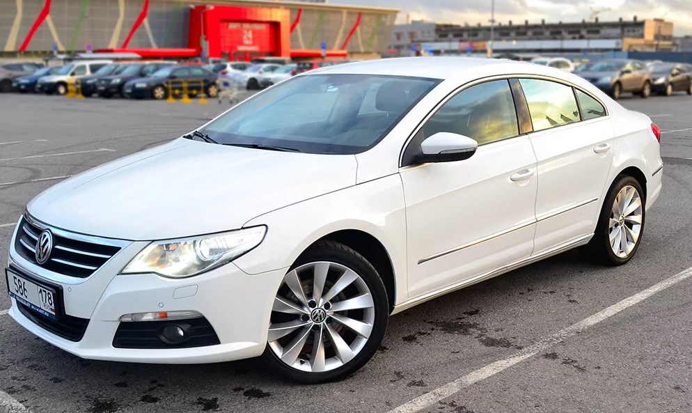 Volkswagen Passat SS - specs, photos, videos and more on TopWorldAuto