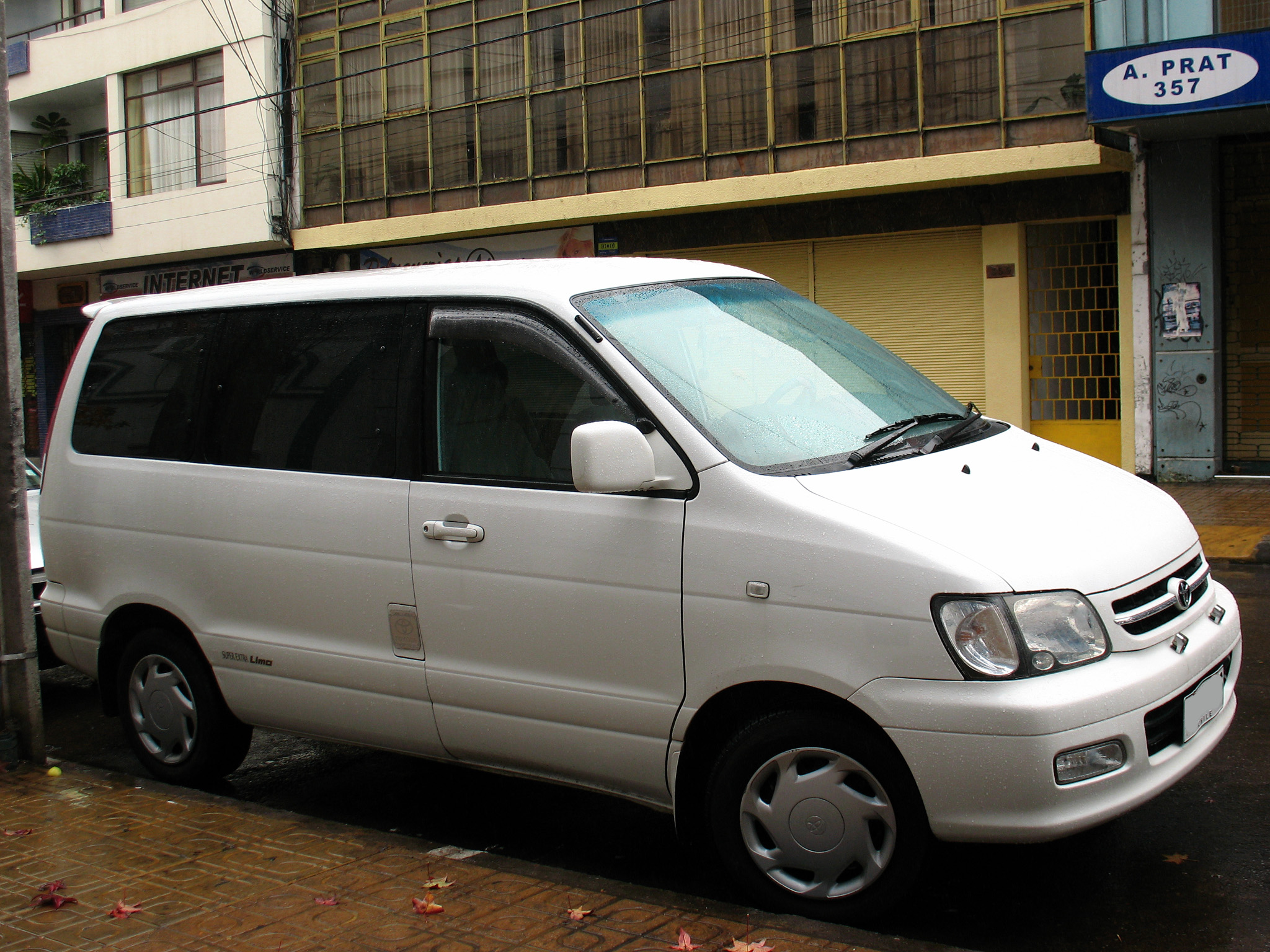 Toyota townace noah