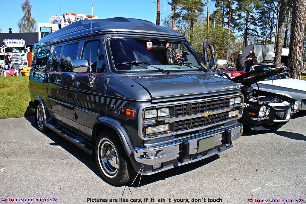 chevy van g20 starcraft