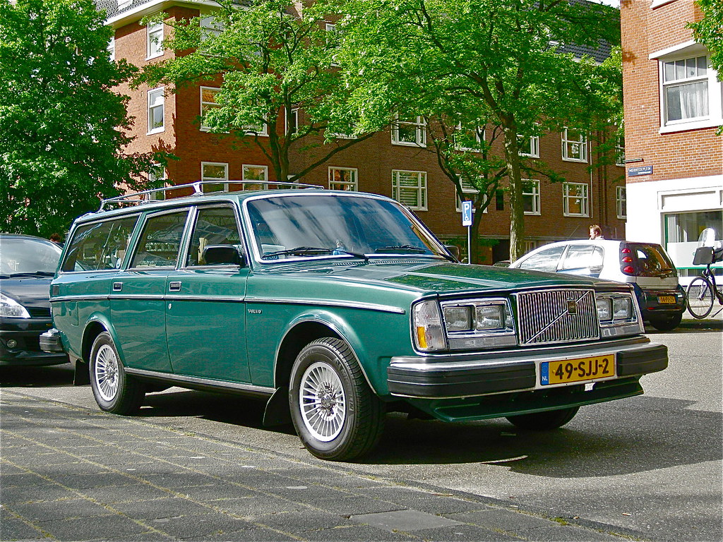 TopWorldAuto >> Photos of Volvo 265 - photo galleries