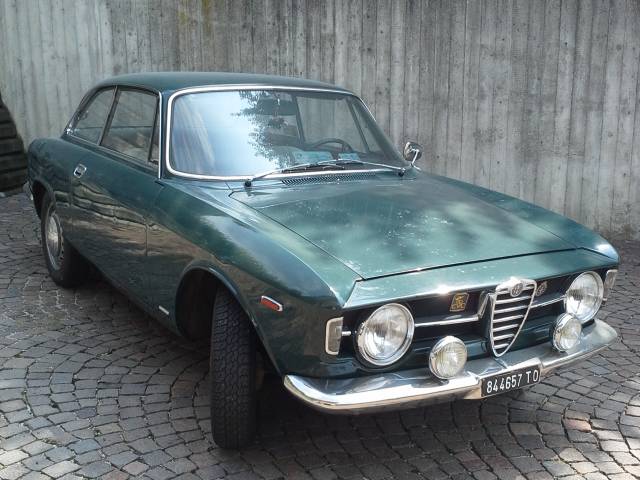 Topworldauto Photos Of Alfa Romeo Giulia 1300 Gt Photo Galleries