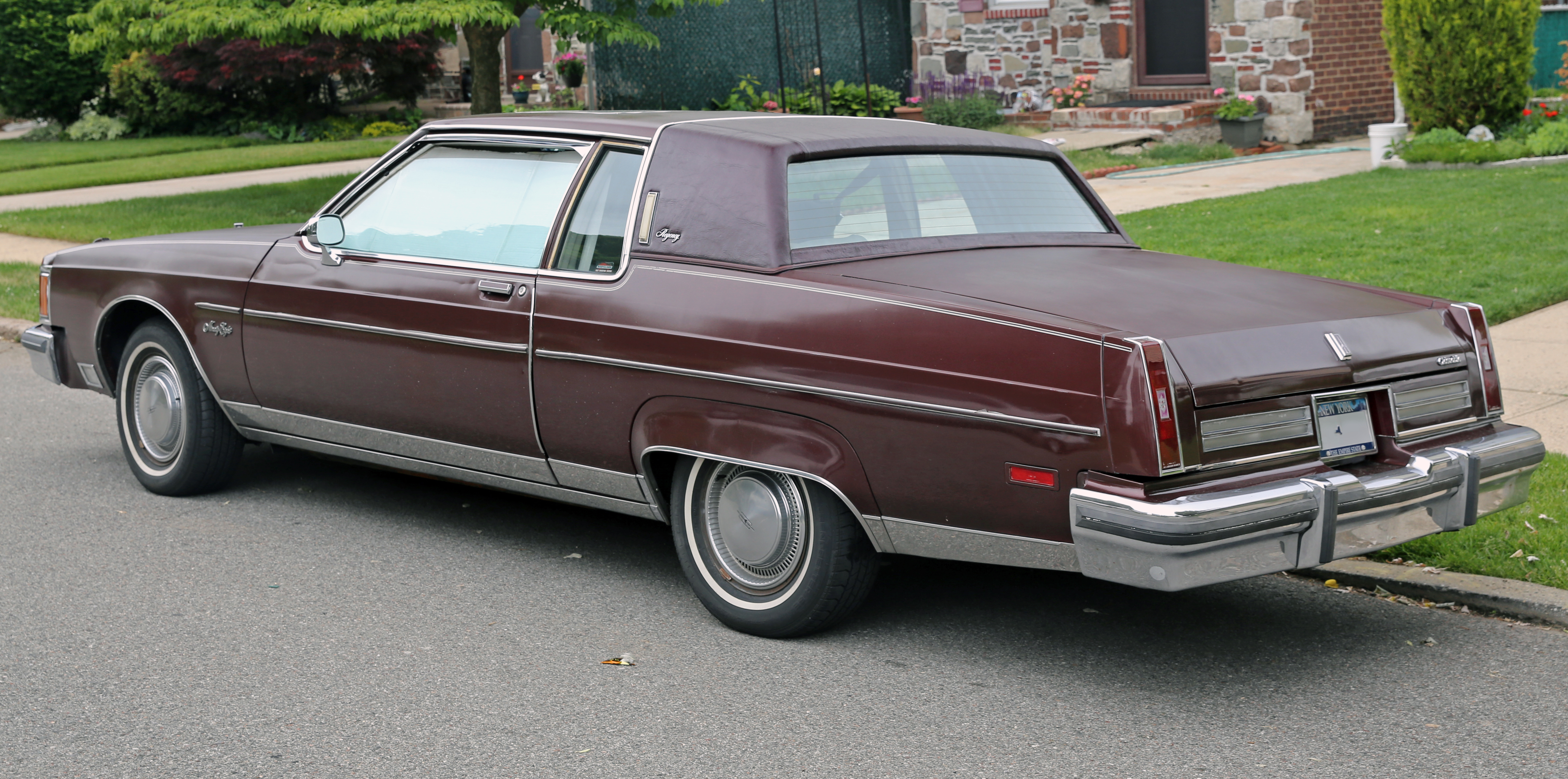 Oldsmobile 98 regency