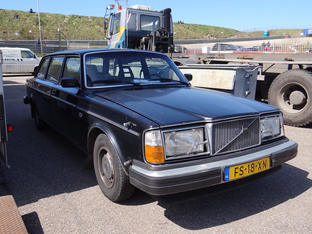 Volvo 264 te