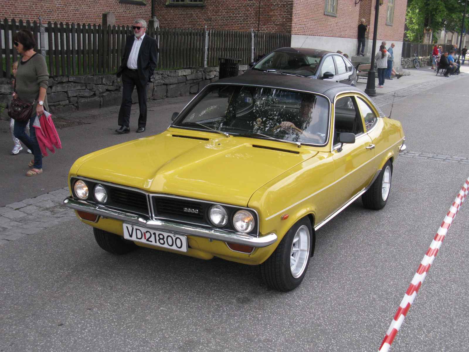 Vauxhall Manta 1975