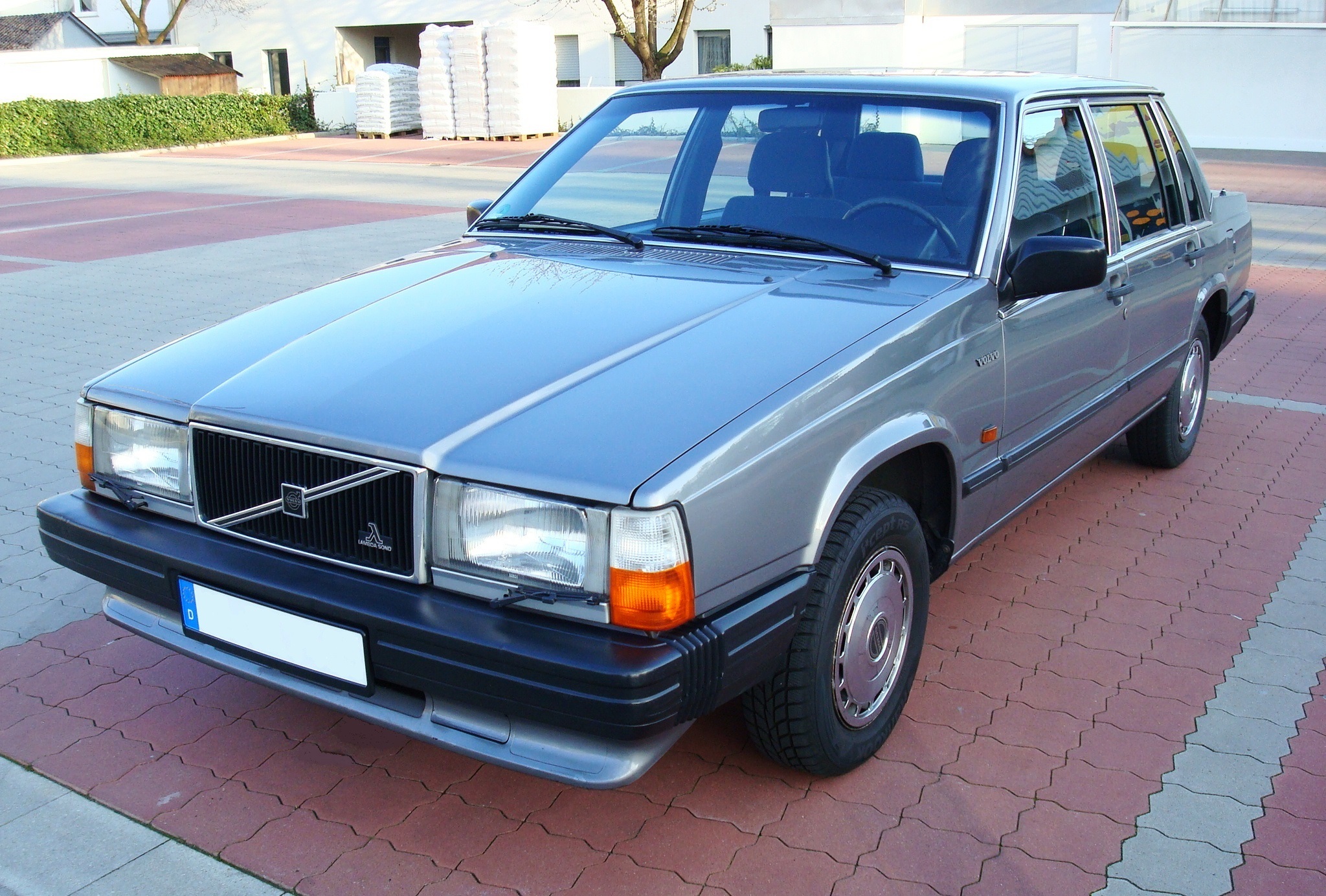 Volvo 745 GL - specs, photos, videos and more on TopWorldAuto