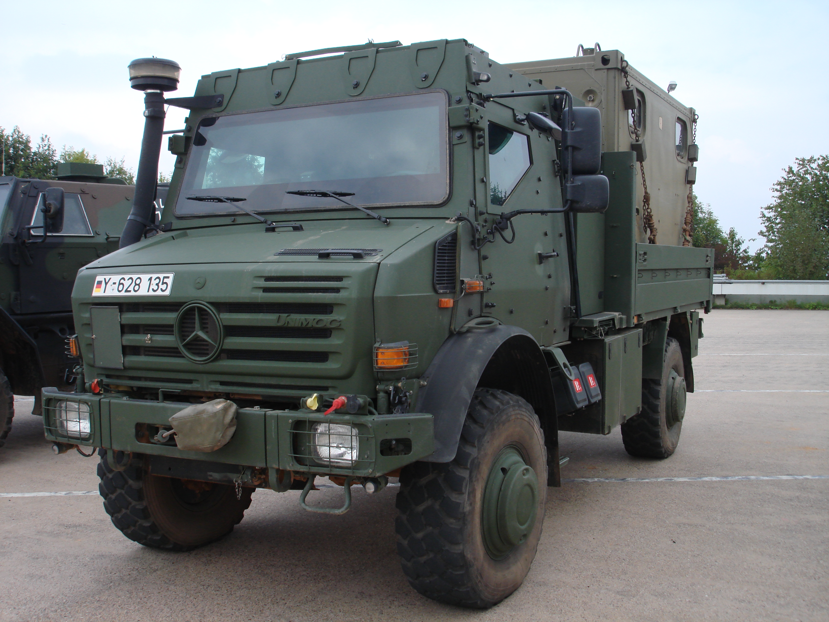 TopWorldAuto >> Photos of Mercedes-Benz Unimog U5000 - photo galleries