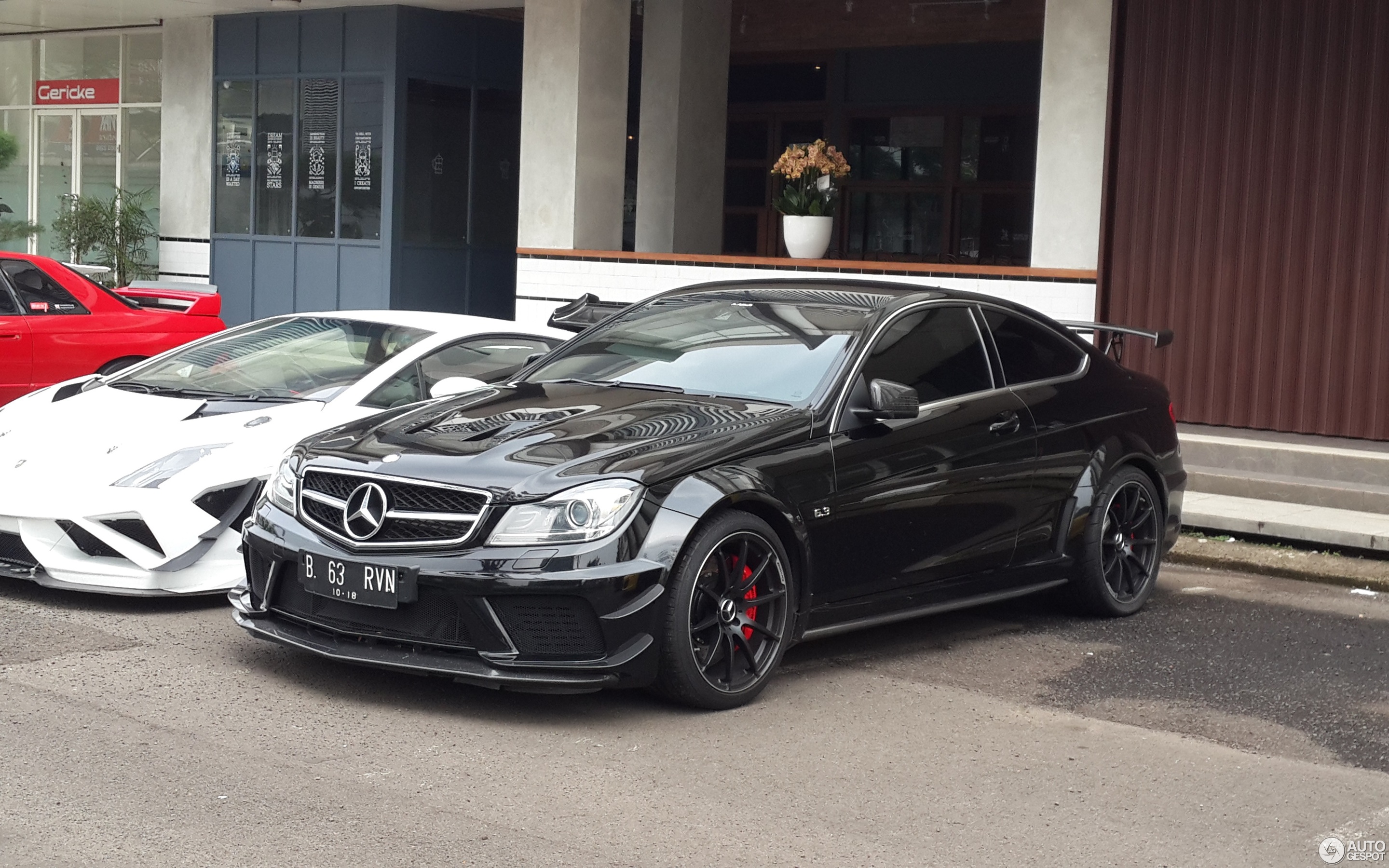 Cars Trucks Vehicles Coupes Suvs Mercedes Classe C 63 Amg Black Series